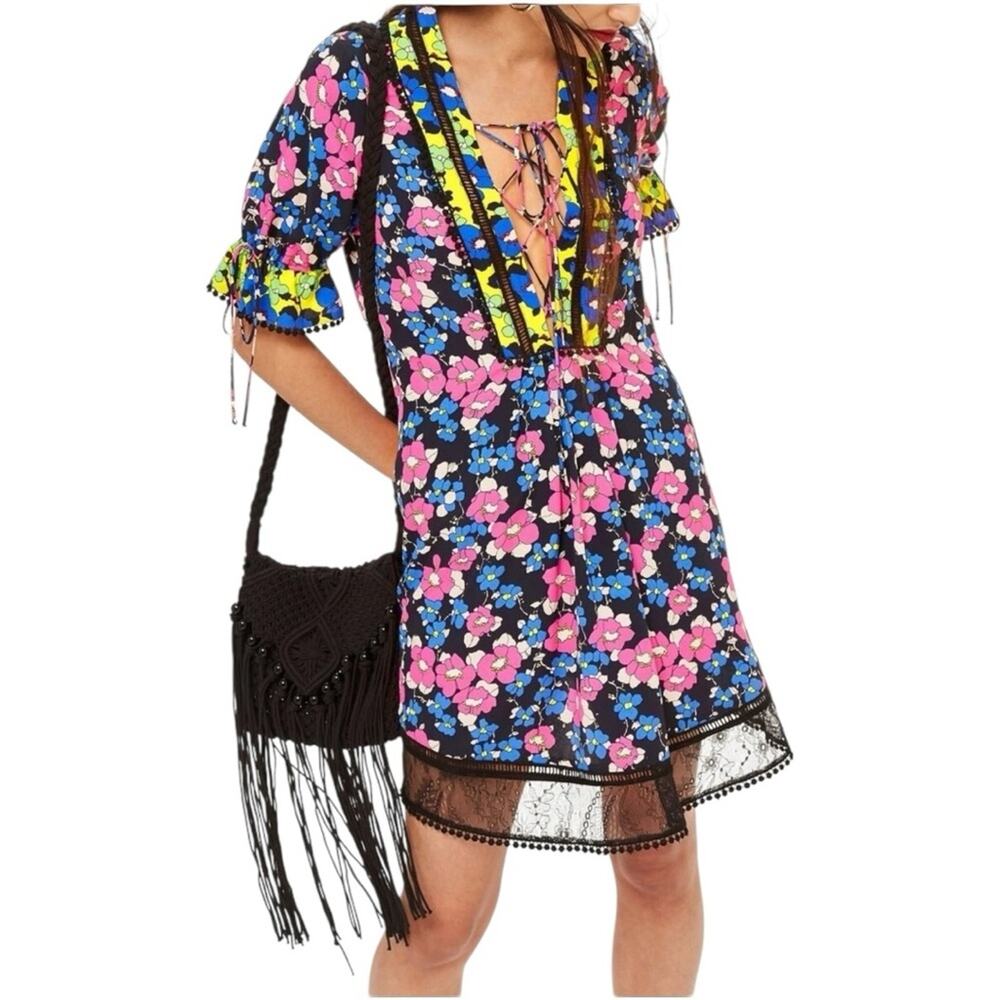 Top Shop Women’s Colorful Floral Dress Short Sleeved Size 6 Blue Pink Lace trim